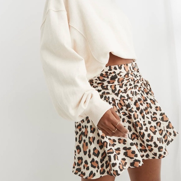 aerie Dresses & Skirts - Aerie Leopard Print Mini Skirt Silky Feel Smocked Waist Tie Front Women’s Size S